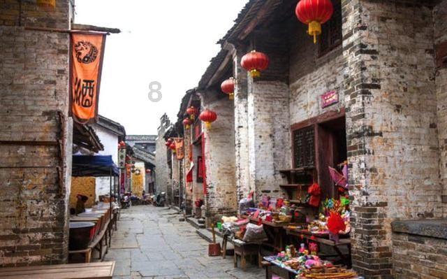 钻石卖成“白菜价” 买家开口就要10克拉！培育钻如何才能“恒久远”？